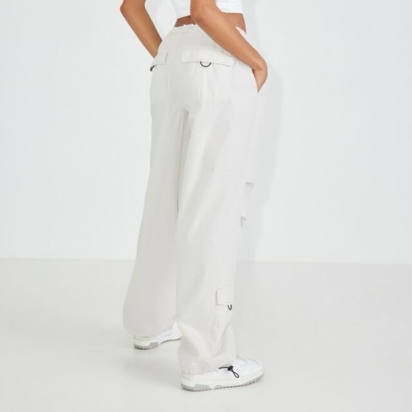 BNWT Parachute Pants - Picture 2 of 4